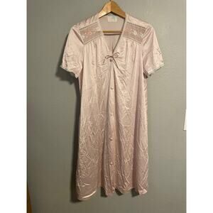 Vintage Womens Nightgown Size Small Pink Satin Floral Embroidered Feminine 60s